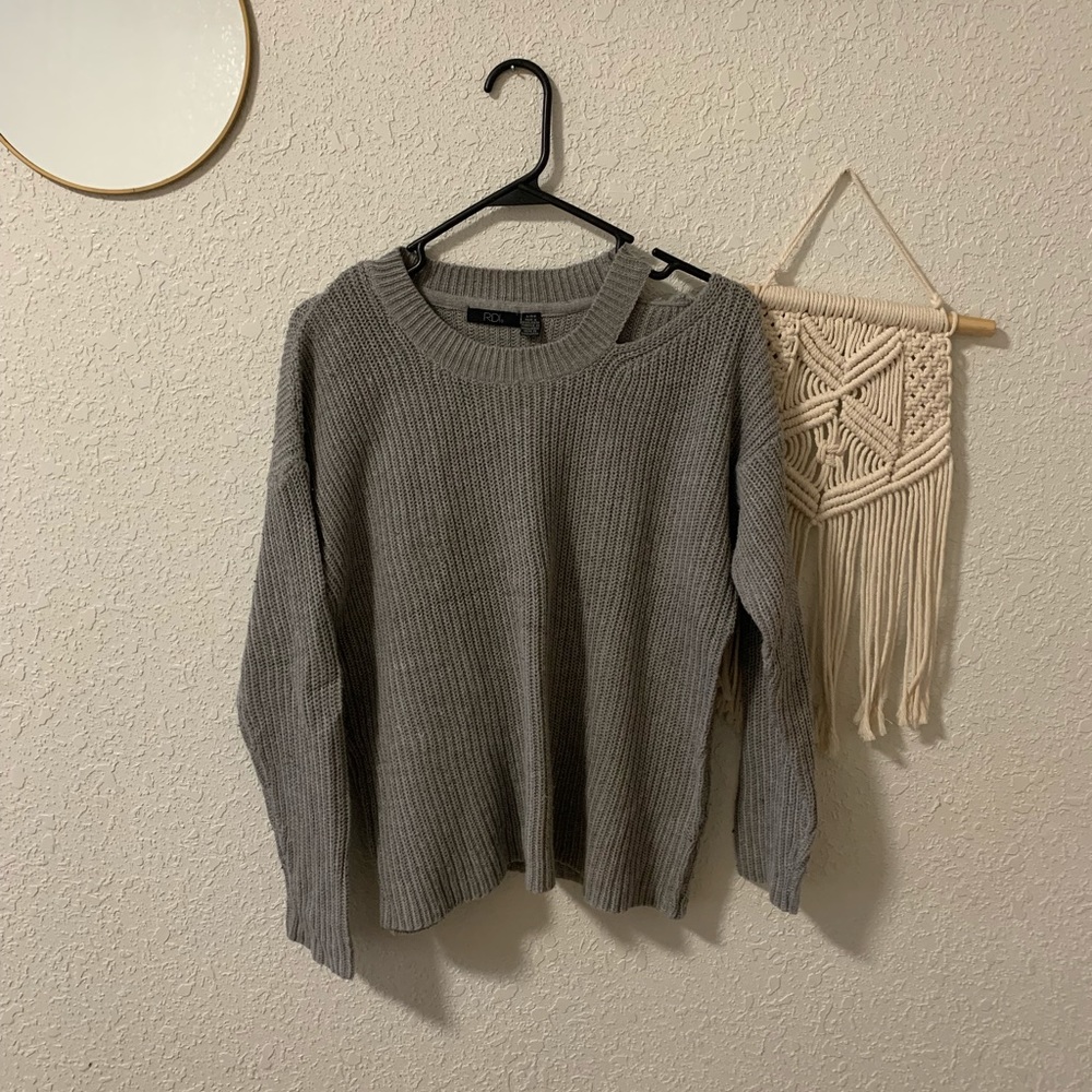 RDI Sweater Size Small